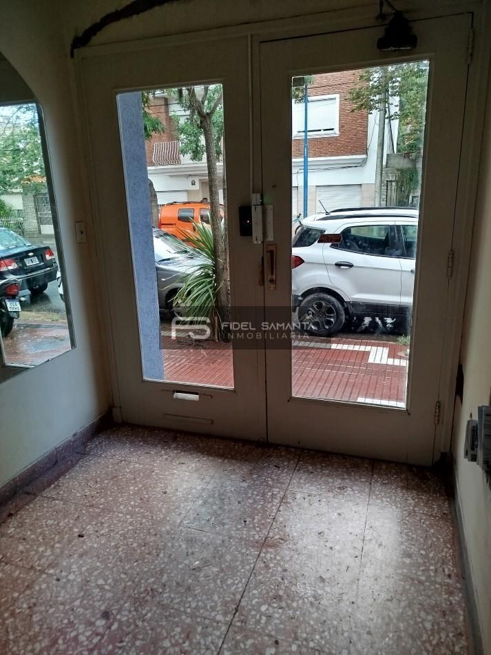 VENTA APTO CREDITO | DEPARTAMENTO 2 AMB AL FRENTE CON BALCON CHAUVIN