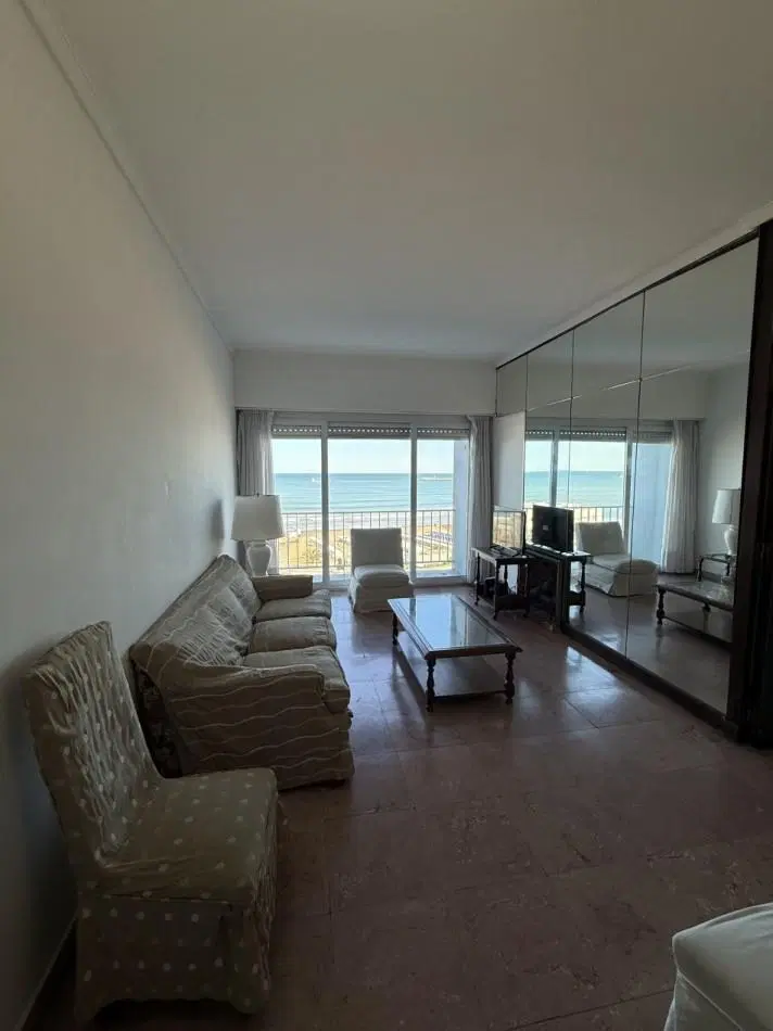 ALQUILER TEMPORAL VISTA AL MAR PLAYA GRANDE DPTO PARA 8 PERSONAS  LA MEJOR VISTA !! 4