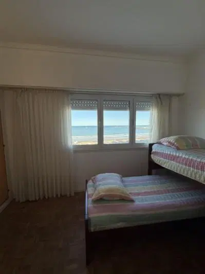 ALQUILER TEMPORAL VISTA AL MAR PLAYA GRANDE DPTO PARA 8 PERSONAS  LA MEJOR VISTA !! 2