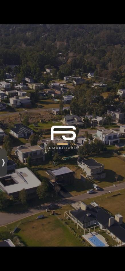 Lote en exclusivo sector Las Lomas de Rumenco