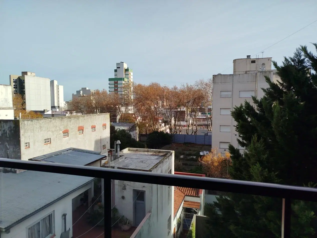ALQUILER 24 MESES MONOAMBIENTE MODERNO CON BALCON EN PLAZA MITRE 4