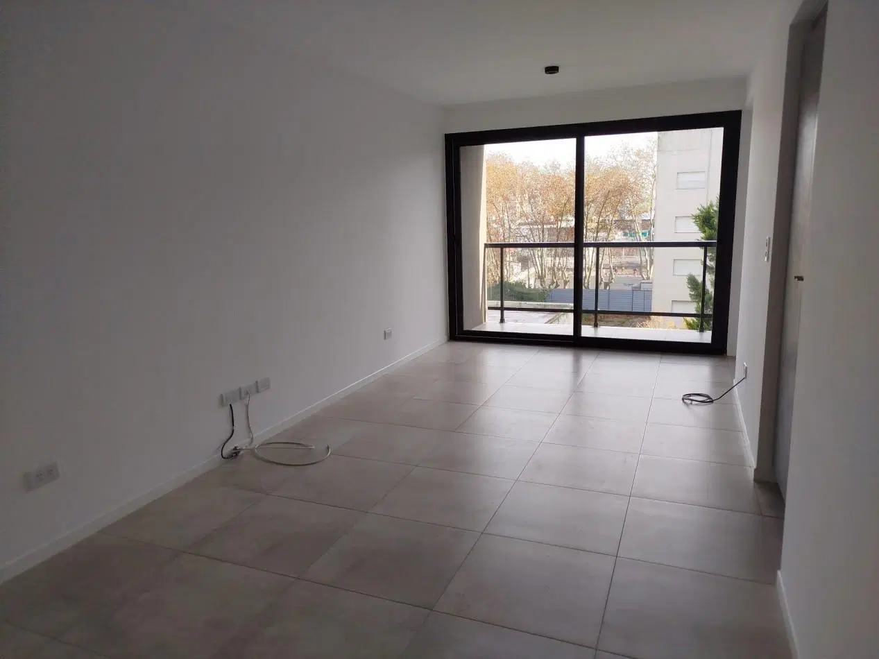ALQUILER 24 MESES MONOAMBIENTE MODERNO CON BALCON EN PLAZA MITRE 5