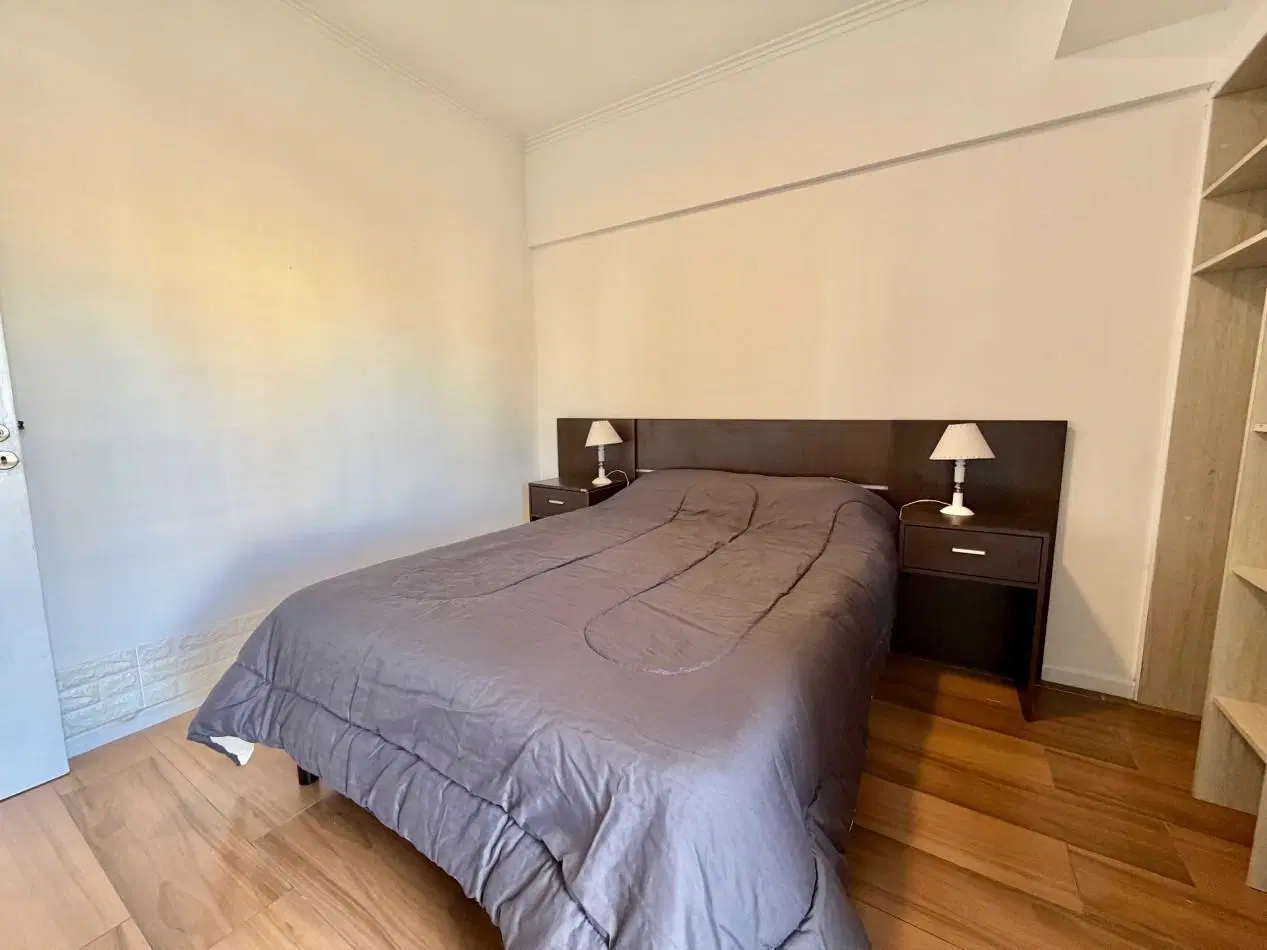 VENTA DEPTO 2 AMB A LA CALLE CON BALCON TERRAZA CENTRO 3