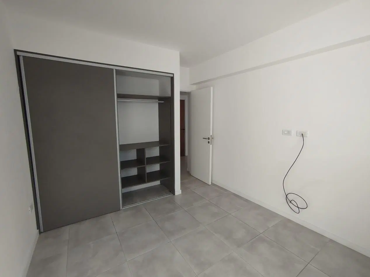 ALQUILER 24 MESES DEPARTAMENTO 2 AMB CON BALCON ED. ATHENAS XXIII PLAZA MITRE 2
