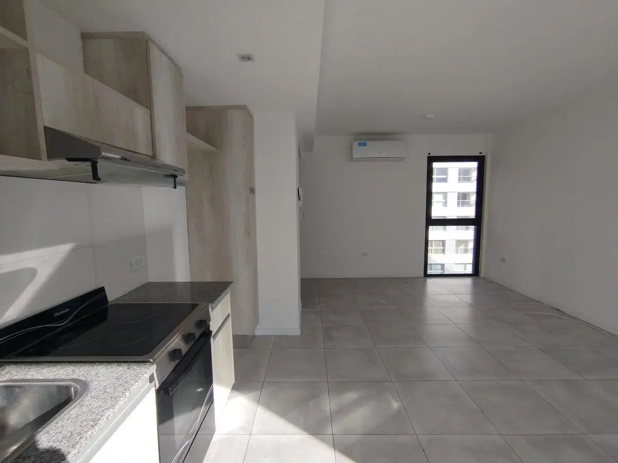 ALQUILER 24 MESES DEPARTAMENTO 2 AMB CON BALCON ED. ATHENAS XXIII PLAZA MITRE 2