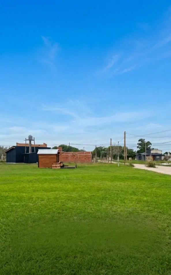 EN VENTA GRAN LOTE SOBRE ESQUINA EN LO MEJOR DE MAR DE COBO 1