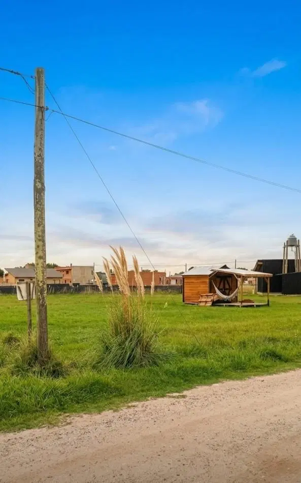EN VENTA GRAN LOTE SOBRE ESQUINA EN LO MEJOR DE MAR DE COBO 2