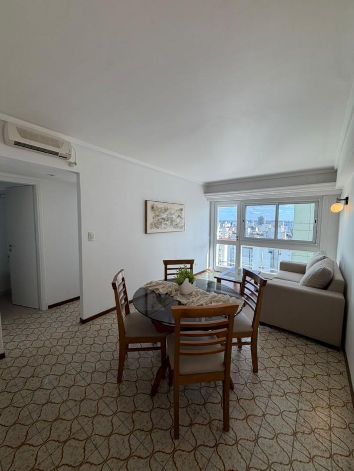 Foto de VENTA DEPTO 2 AMB C/BALCON, VISTA PANORAMICA AL MAR Y C/COCHERA PLAZA COLON, imagen 1