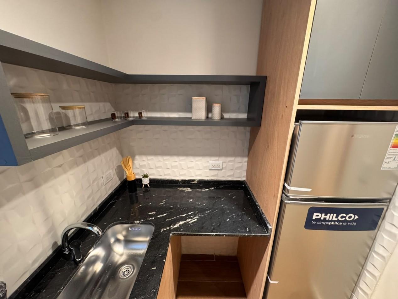 Foto de VENTA DEPTO MONOAMBIENTE AL CONTRAFRENTE RECICLADO EN PLAZA COLON, imagen 3