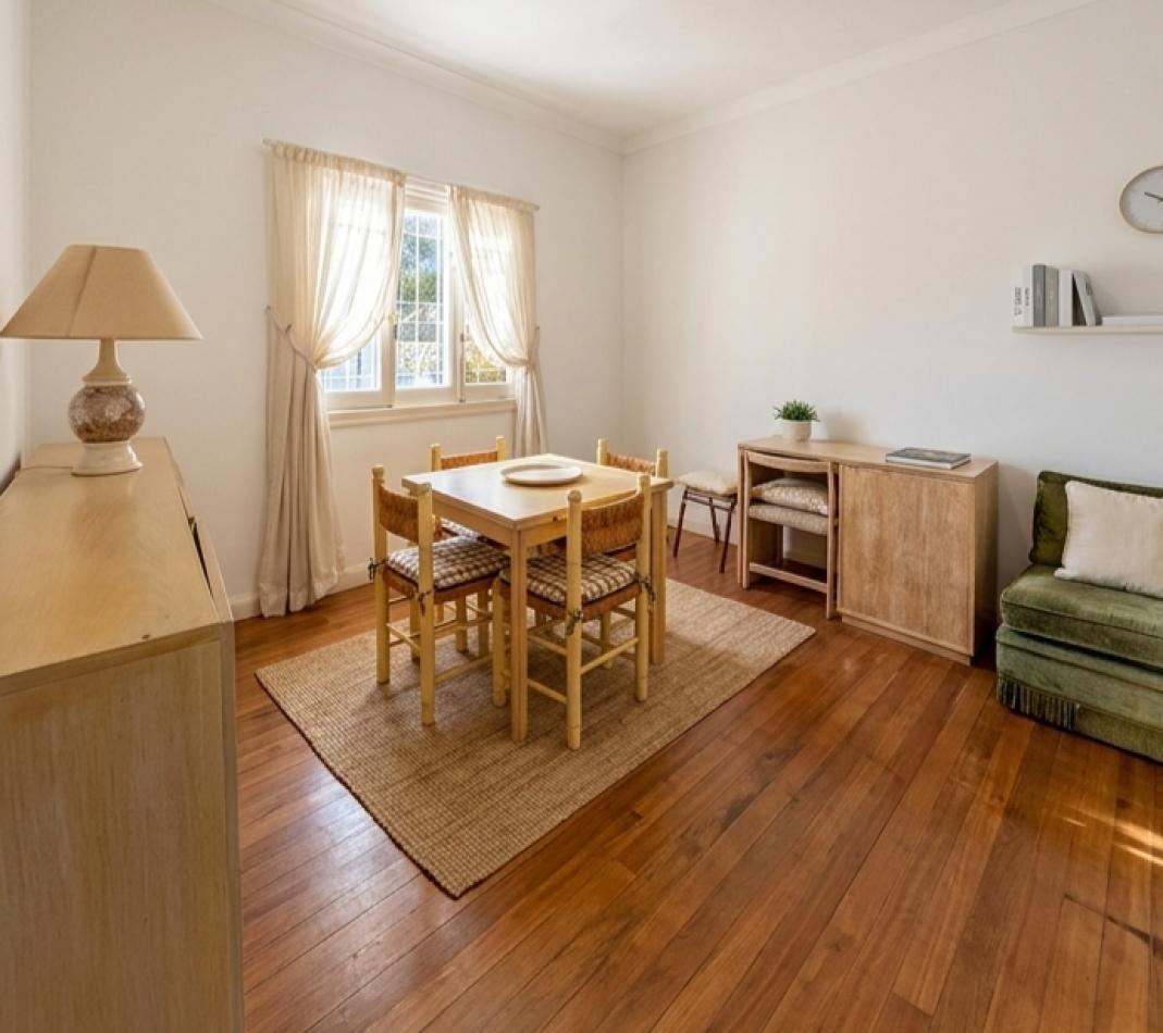 Foto de VENTA | CHALET DE ESTILO 4 AMB + COCHERA EN LO MEJOR DE LA PERLA, imagen 1