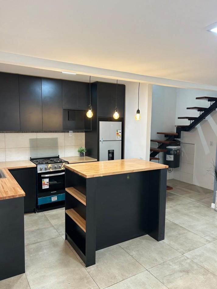Foto de VENTA APTO CREDITO PH 4 AMB RECICLADO Y EQUIPADO A METROS DE LA COSTA, imagen 5