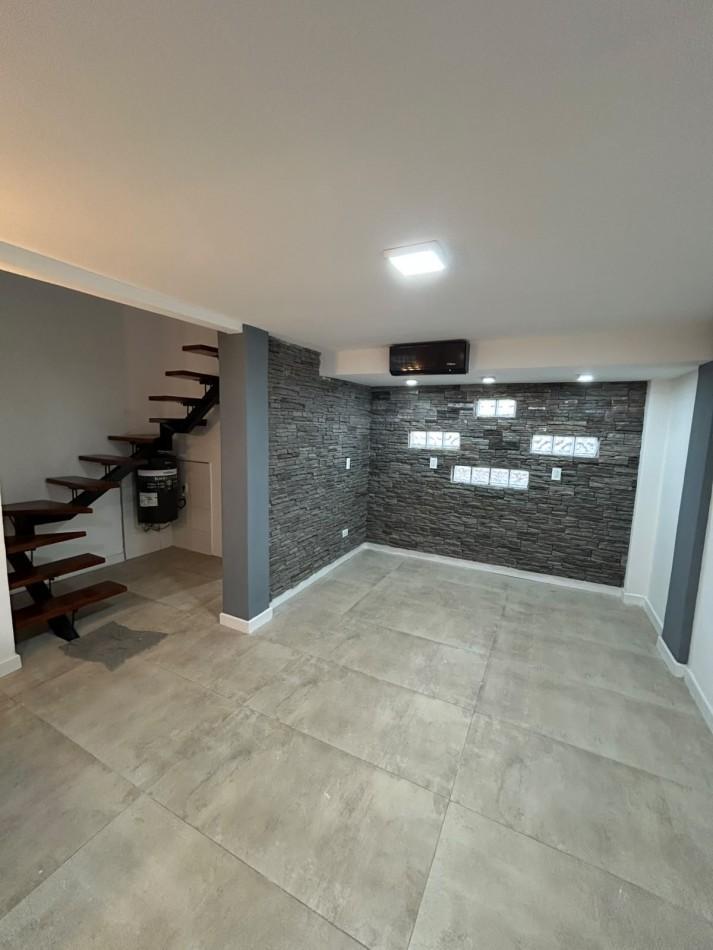 Foto de VENTA APTO CREDITO PH 4 AMB RECICLADO Y EQUIPADO A METROS DE LA COSTA, imagen 4