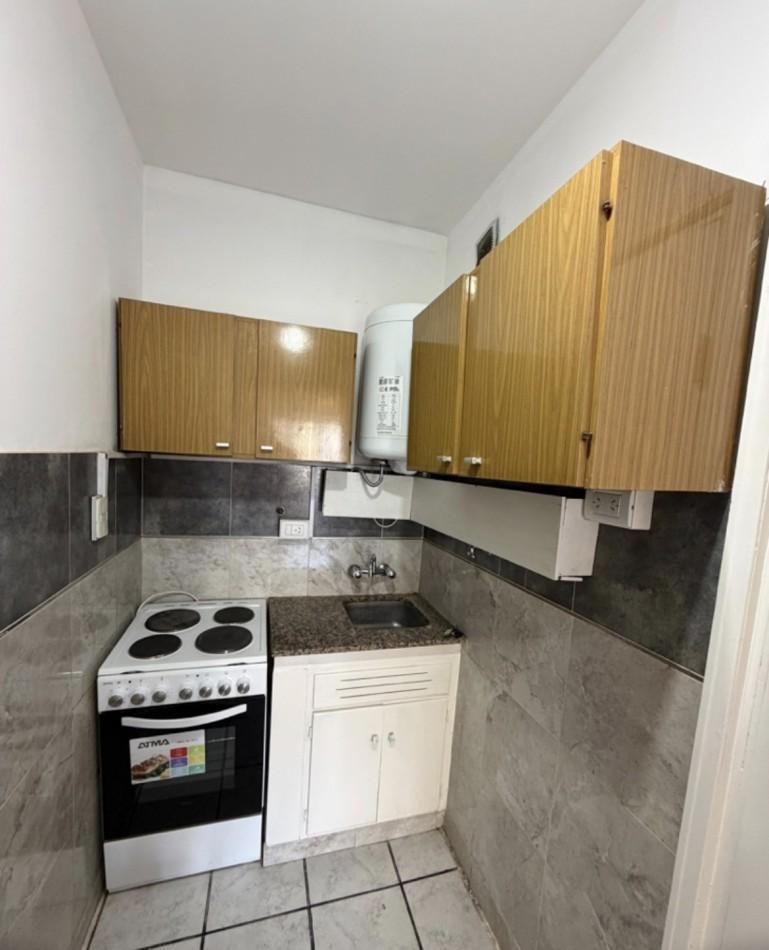 Foto de VENTA MONOAMBIENTE SEMIRECICLADO AL FRENTE ZONA ALDREY, imagen 4