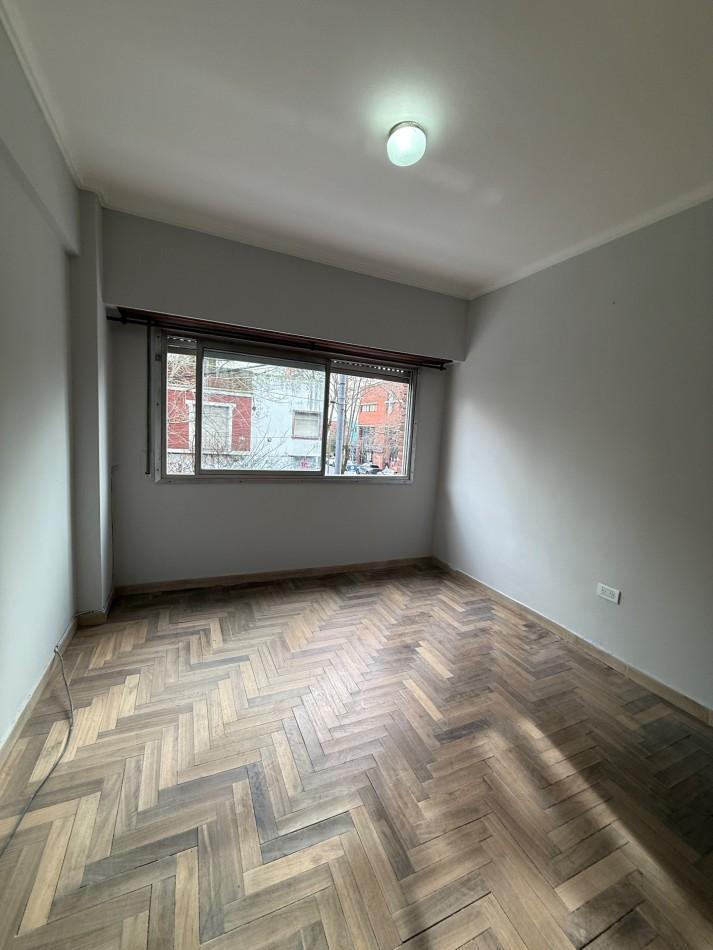Foto de VENTA DPTO 2 AMBIENTES DE 47 MTS AL FRENTE CON BALCON ZONA CENTRO, imagen 4