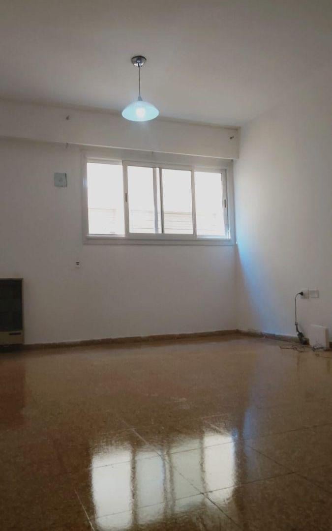 Foto de Alquiler 1 dormitorio Bv San Juan y Cañada, imagen 3