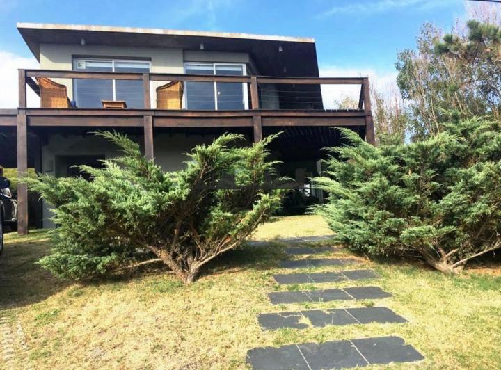Casa en Alquiler de 5 Dormitorios en El Chorro 1