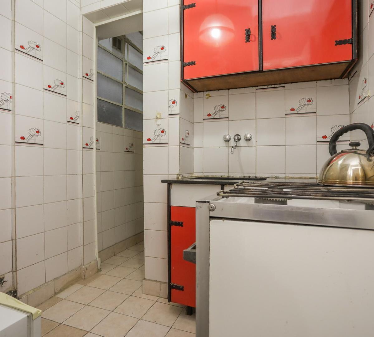 Foto de Excelente 3 ambientes con dependencia en Recoleta, imagen 2