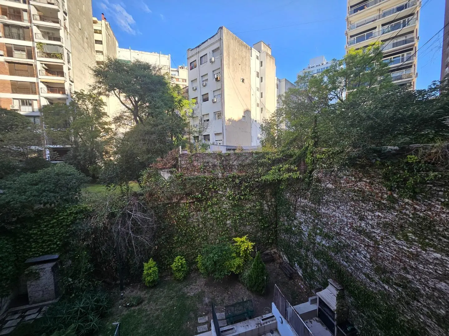 Amplio monoambiente en edificio con Amenities 4