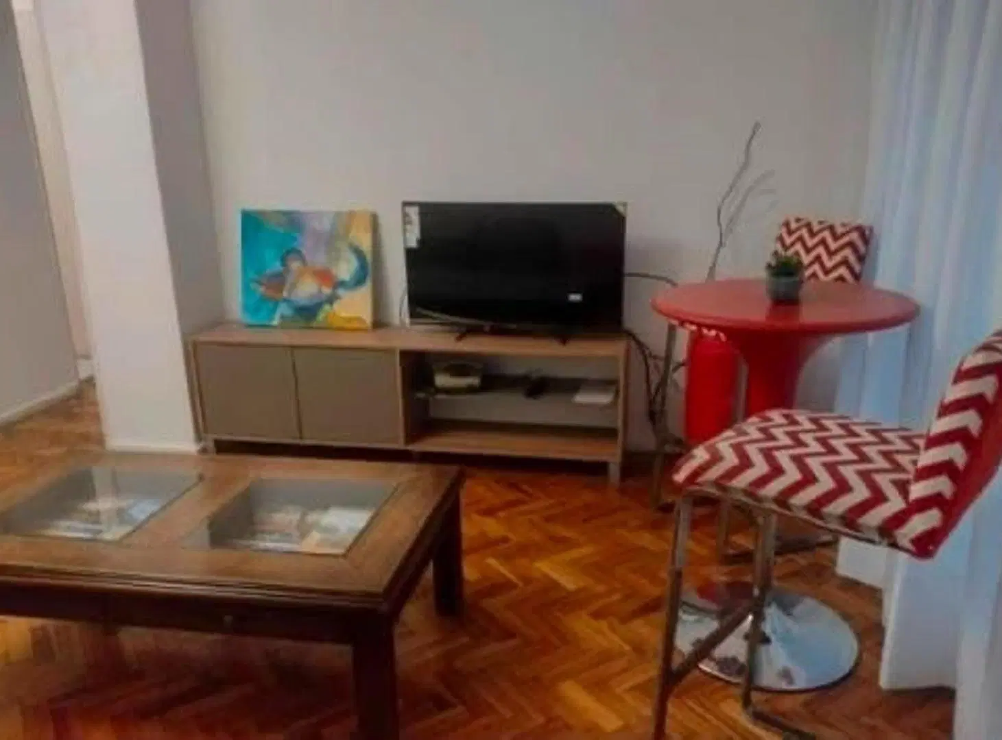 Muy buen tres ambientes con cochera a metros 3