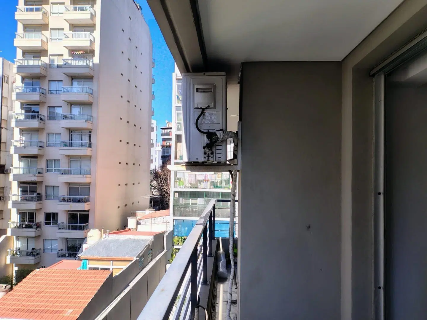 Excelente dos ambientes - Torre con Amenities 8
