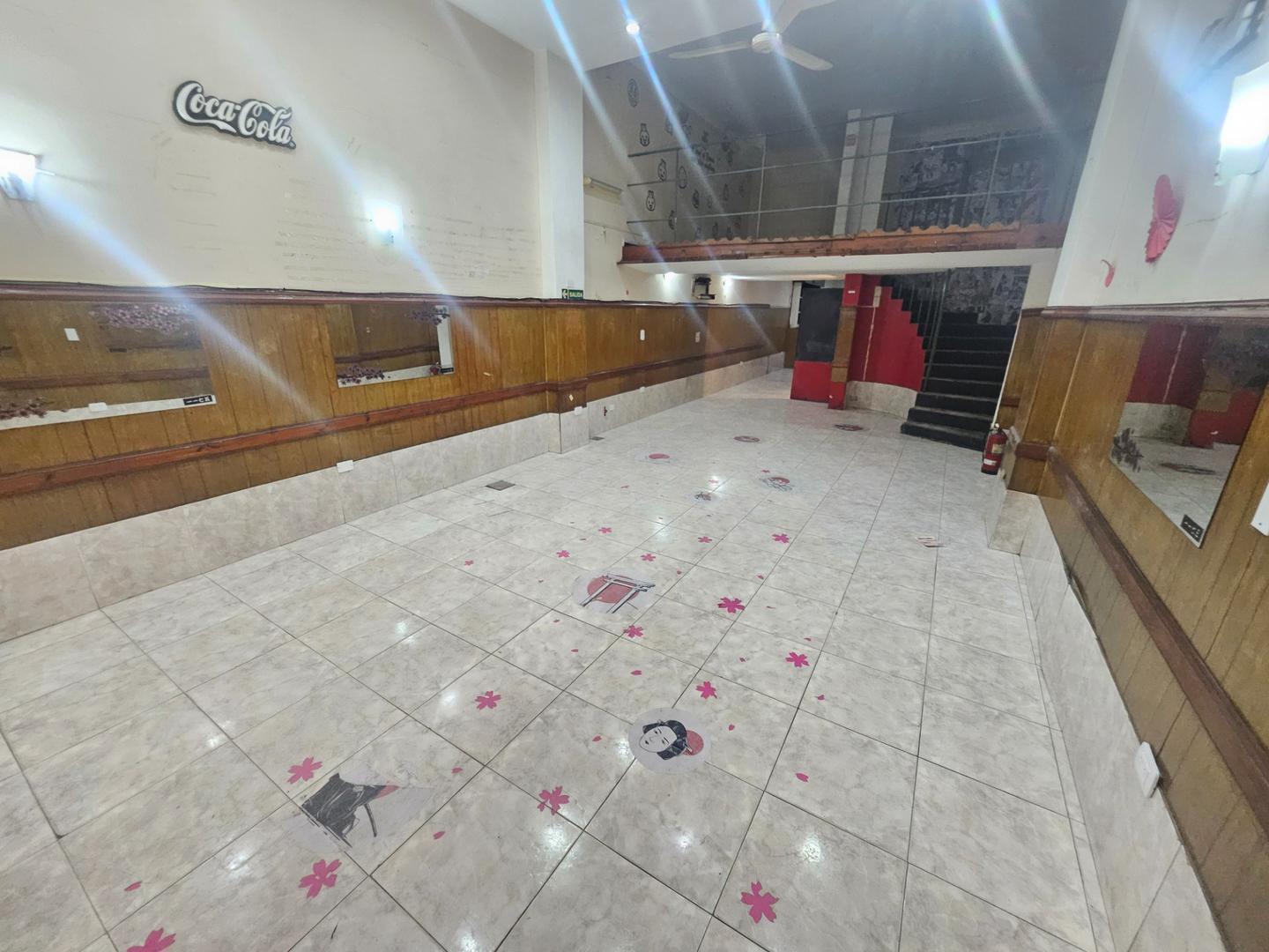 Foto de Excelente Local a metros del Obelisco 180 m2, imagen 2