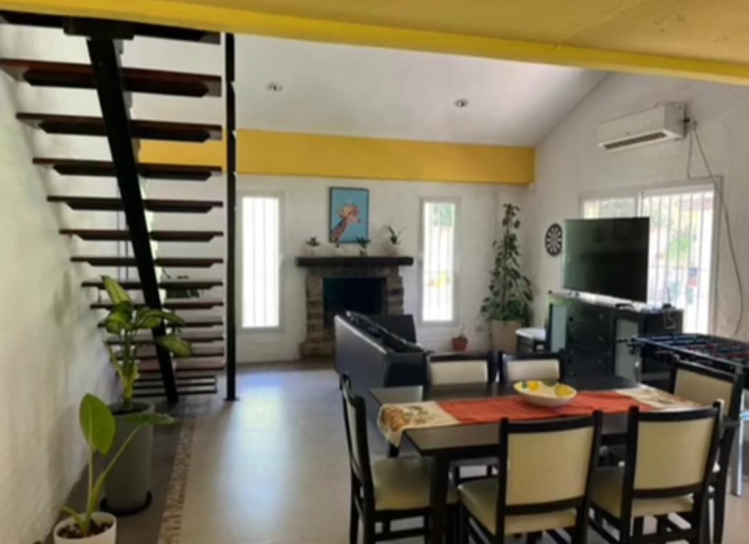 Espectacular Casa de 4 Dorm. a La Venta en Ibarlucea 3