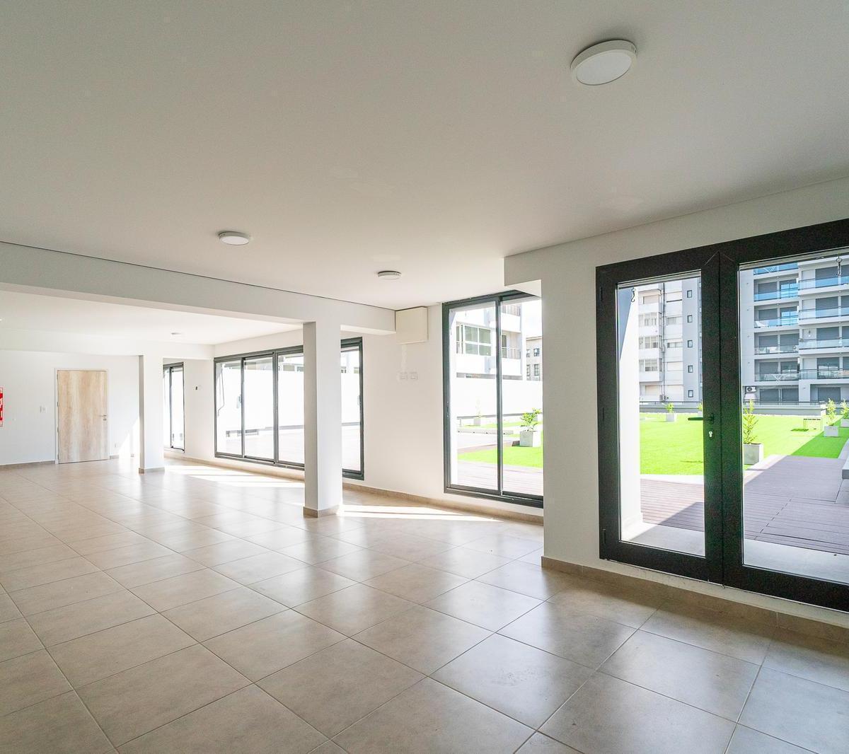 Departamento en Abasto 3