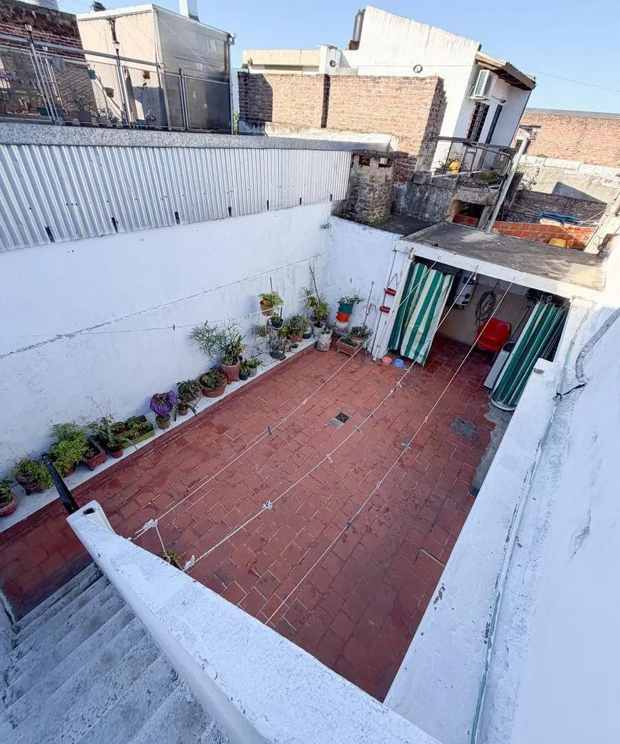 CASA DE DOS HABITACIONES CON COCHERA 5