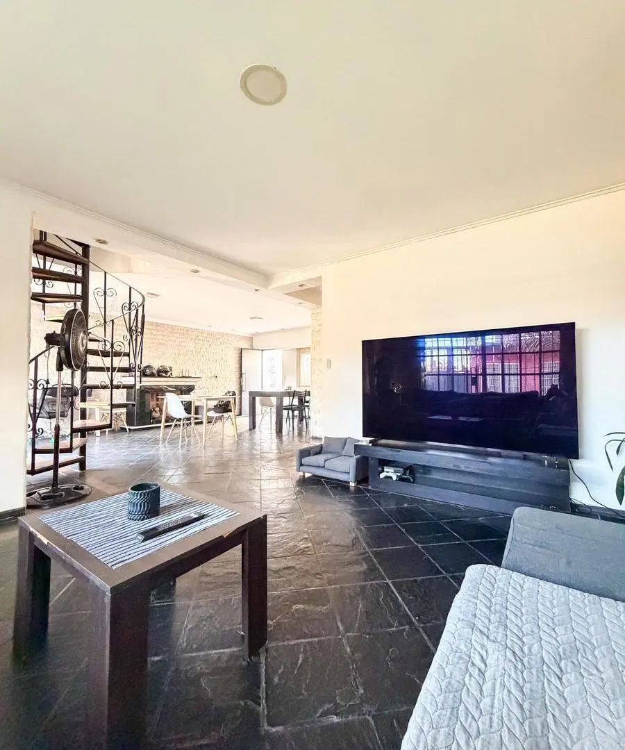 Casa en Alberdi 3