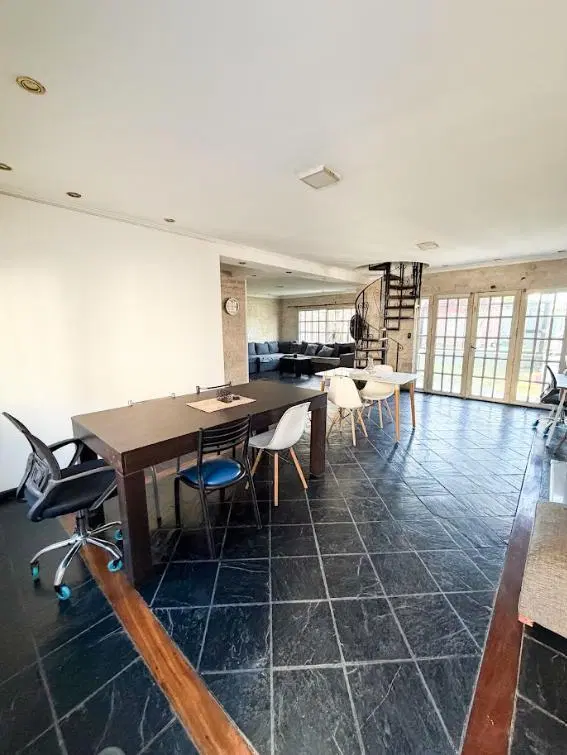 Casa en Alberdi 1