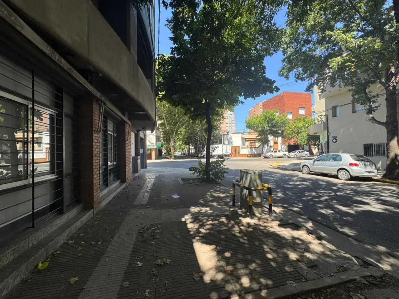 Oficina en venta en una zona inmejorable a mts del tribunal. 2