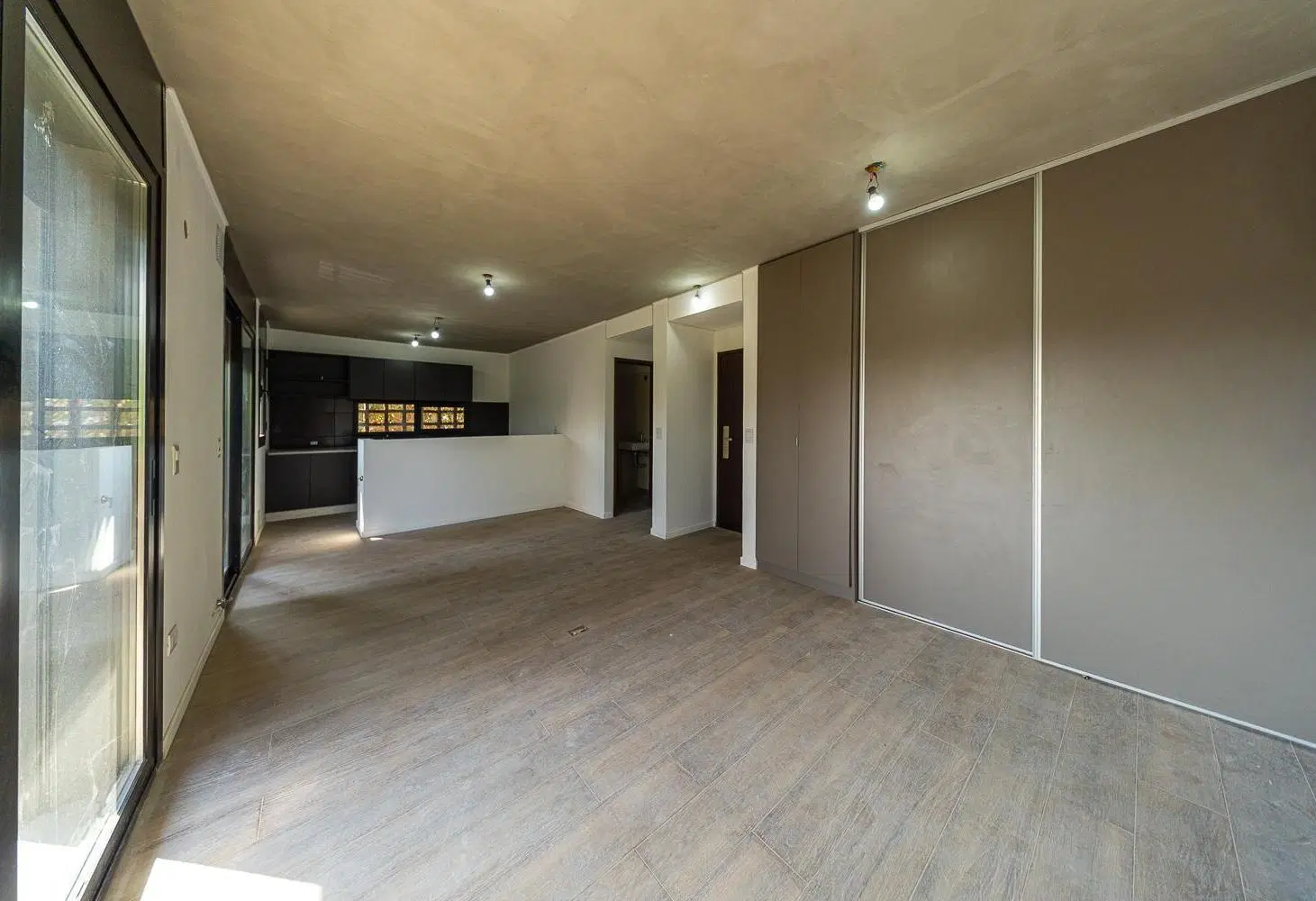 Piso Exclusivo 2 Dormitorios y 2 Baños 2