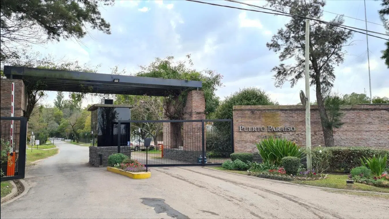 Terreno en venta en Puerto Paraiso barrio privado con bajada al Rìo en Gral. Lagos. 4