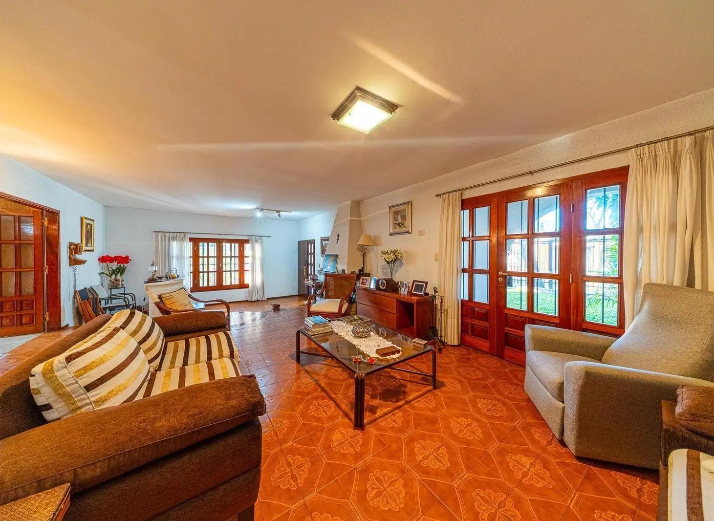 Casa en Alberdi 5