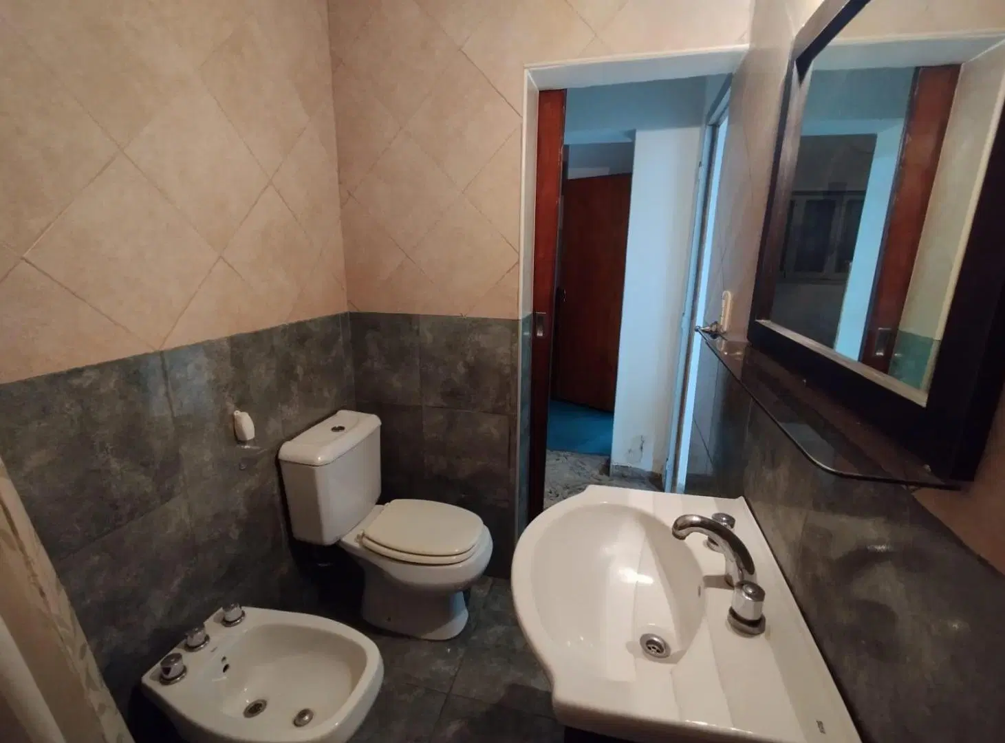 Casa en venta zona Arroyito 5