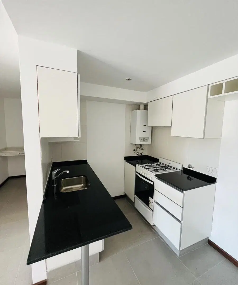VENTA DEPARTAMENTO DE UN DORMITORIO ZEBALLOS 2200 3