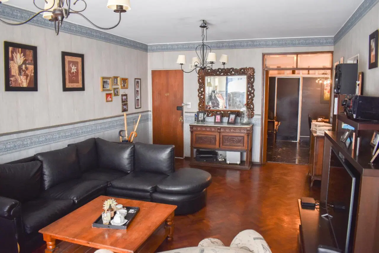 Departamento 4 dormitorios en venta en Pichincha 5