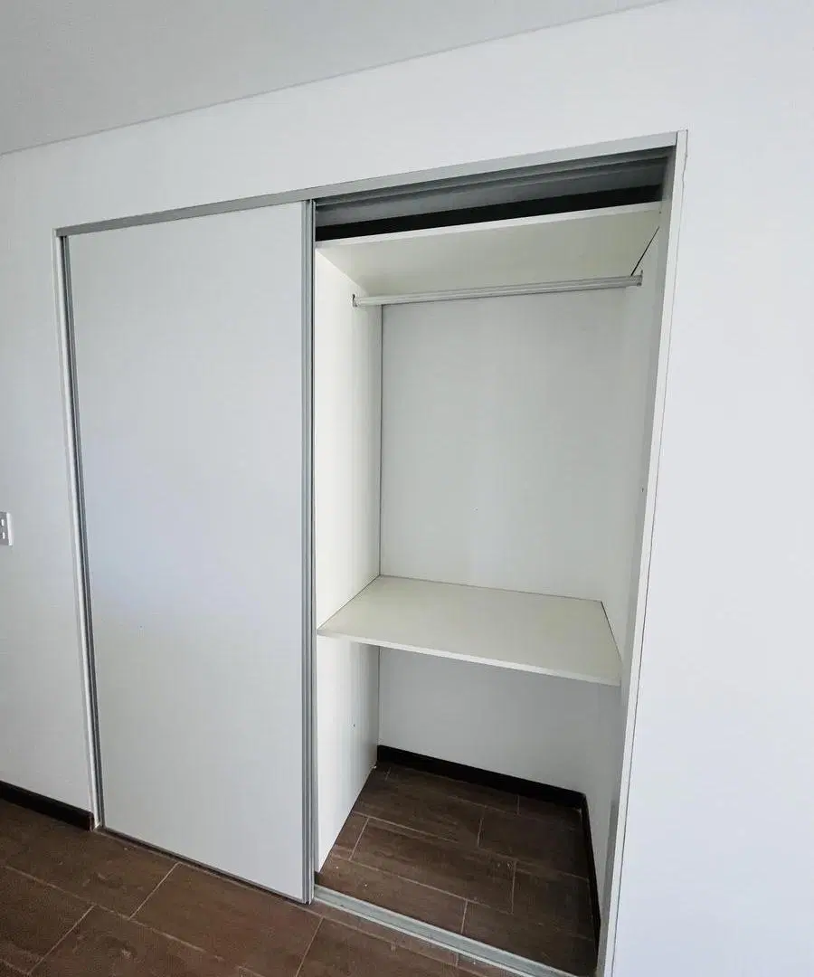 MONOAMBIENTE EN VENTA ZEBALLOS 2200 5