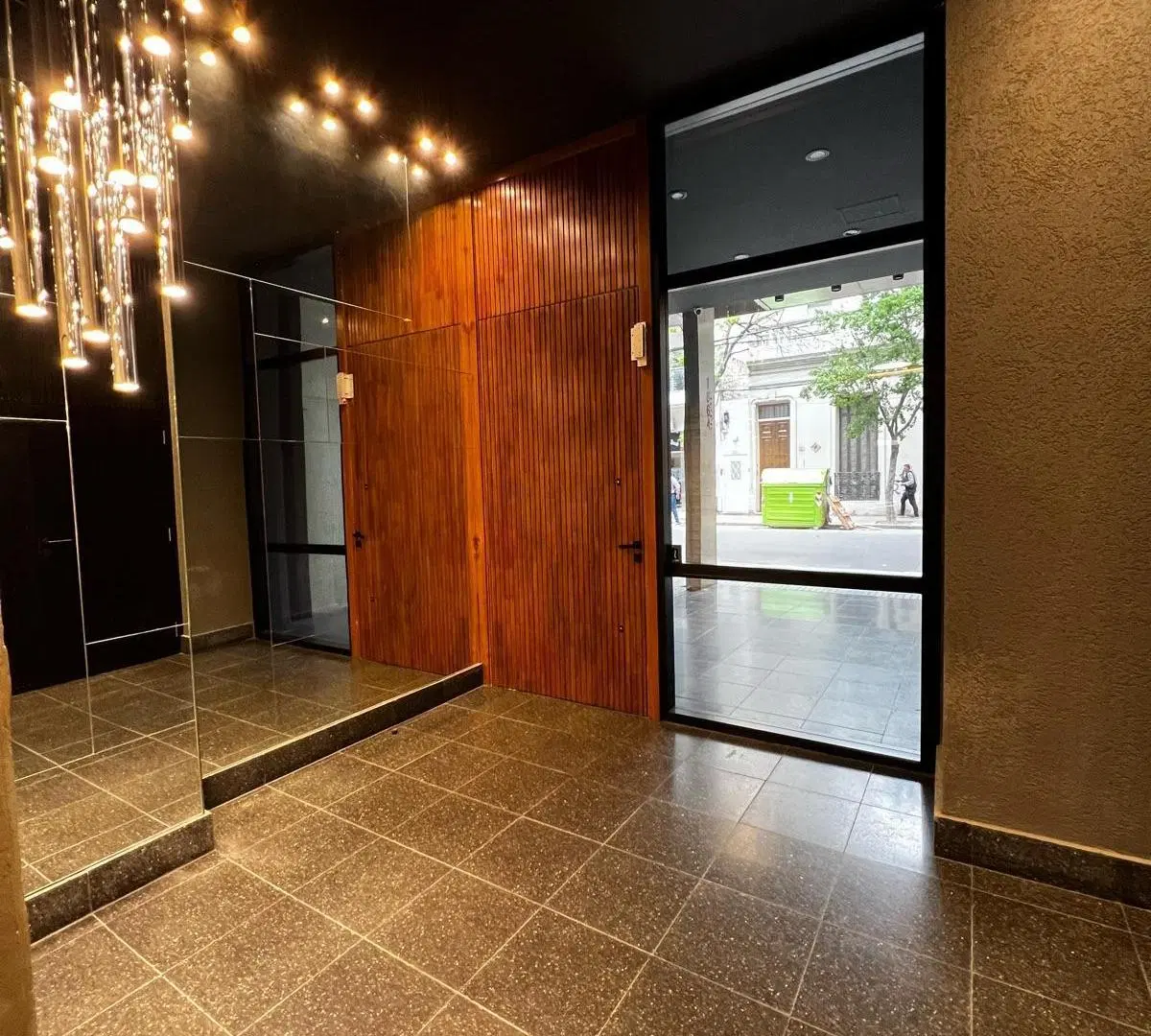 Monoambiente a la venta dormitorio a la venta en Mendoza al 1800 2