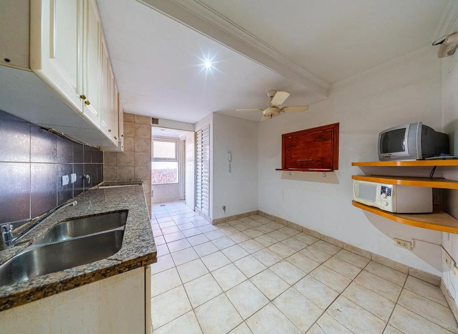 Departamento en Venta en Montevideo 2400 Piso 2 2