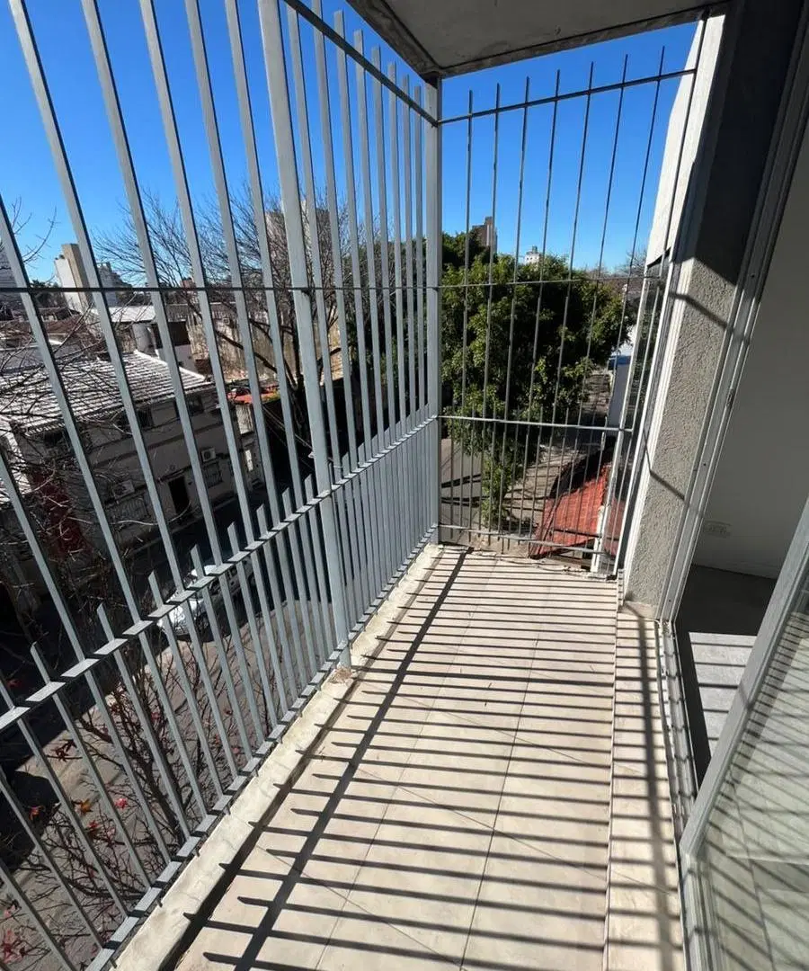 Departamento Viamonte al 300 5