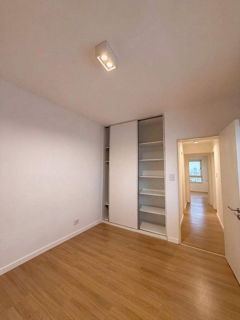 Foto de Departamento de 2 dormitorios reciclado a nuevo en excelente ubicación, imagen 1