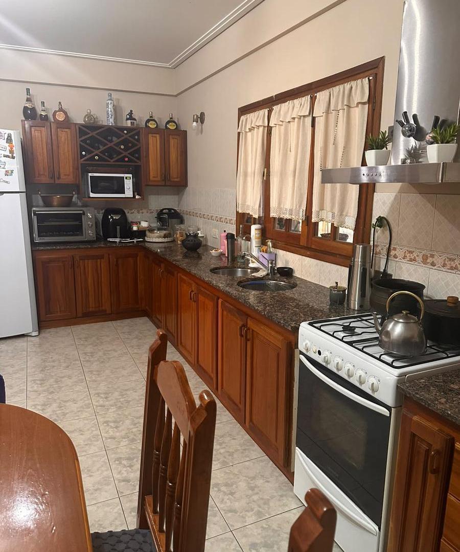 Foto de Casa 3 Dormitorios con quincho y pileta, imagen 5