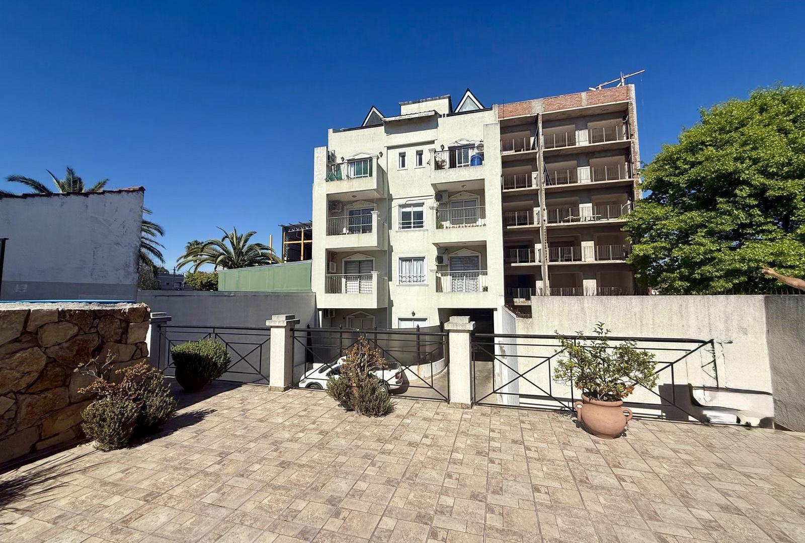 Foto de VENTA DEPARTAMENTO DOS AMBIENTES CON COCHERA - ADROGUE, imagen 4