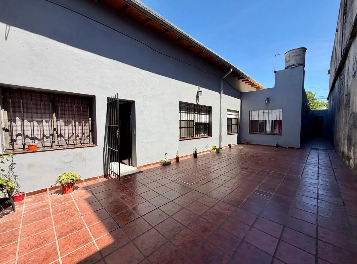 CASA PH EN TEMPERLEY EN VENTA - 6 AMBIENTES 4