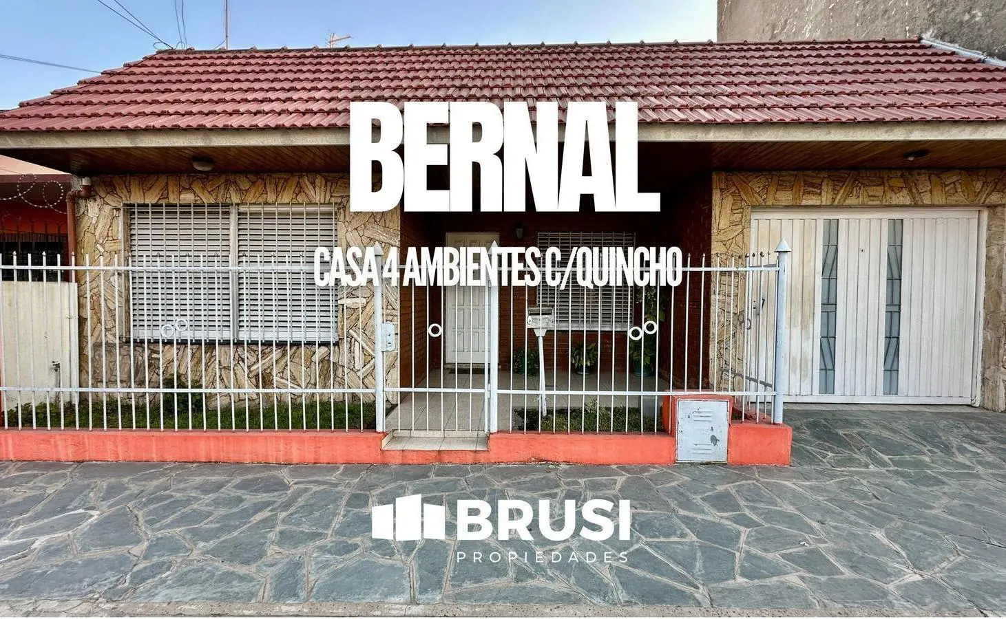 CASA EN VENTA EN QUILMES - 4 AMBIENTES CON QUINCHO 1