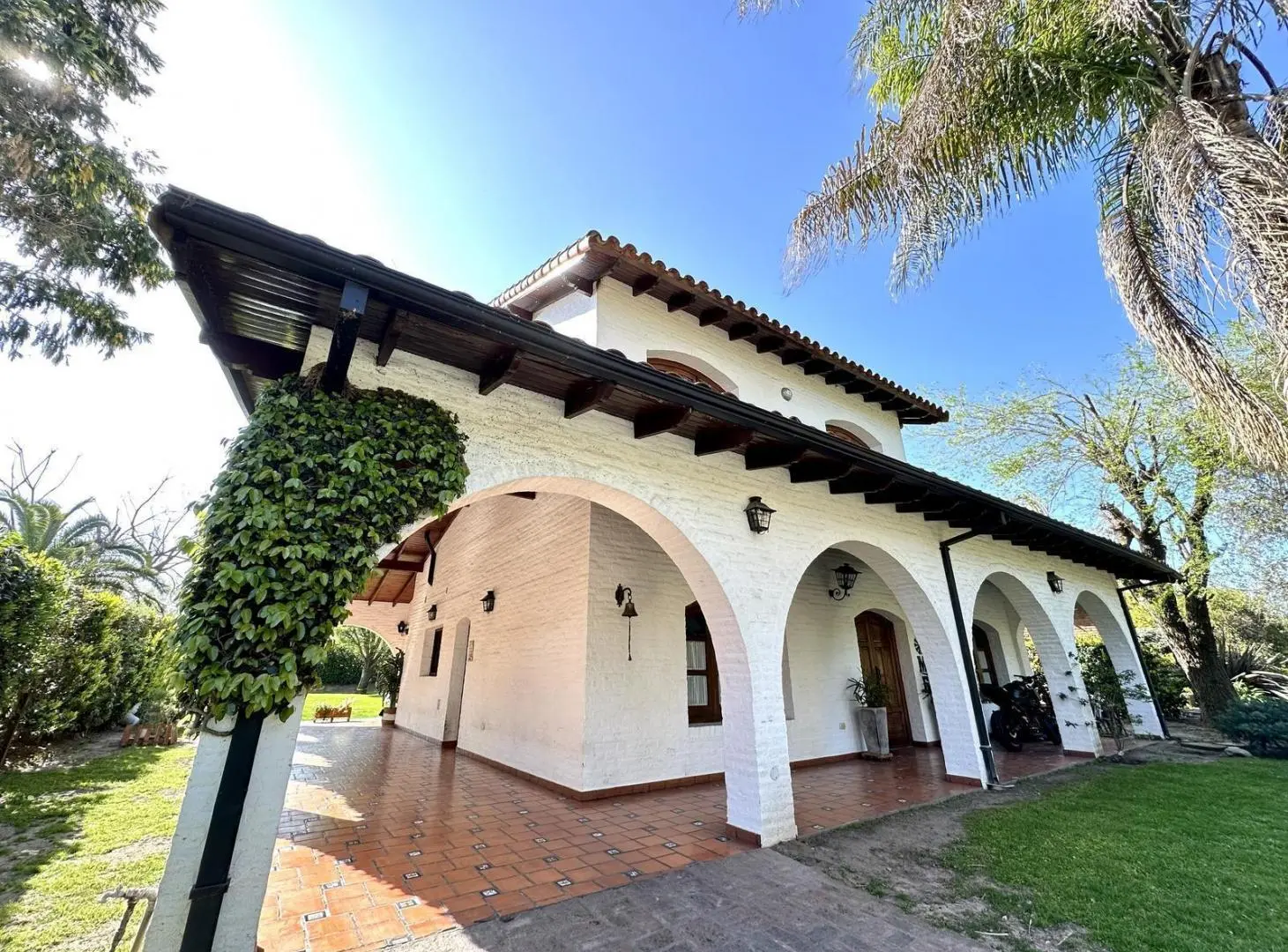 CASA EN VENTA EN EL RODAL - 6 AMBIENTES 4