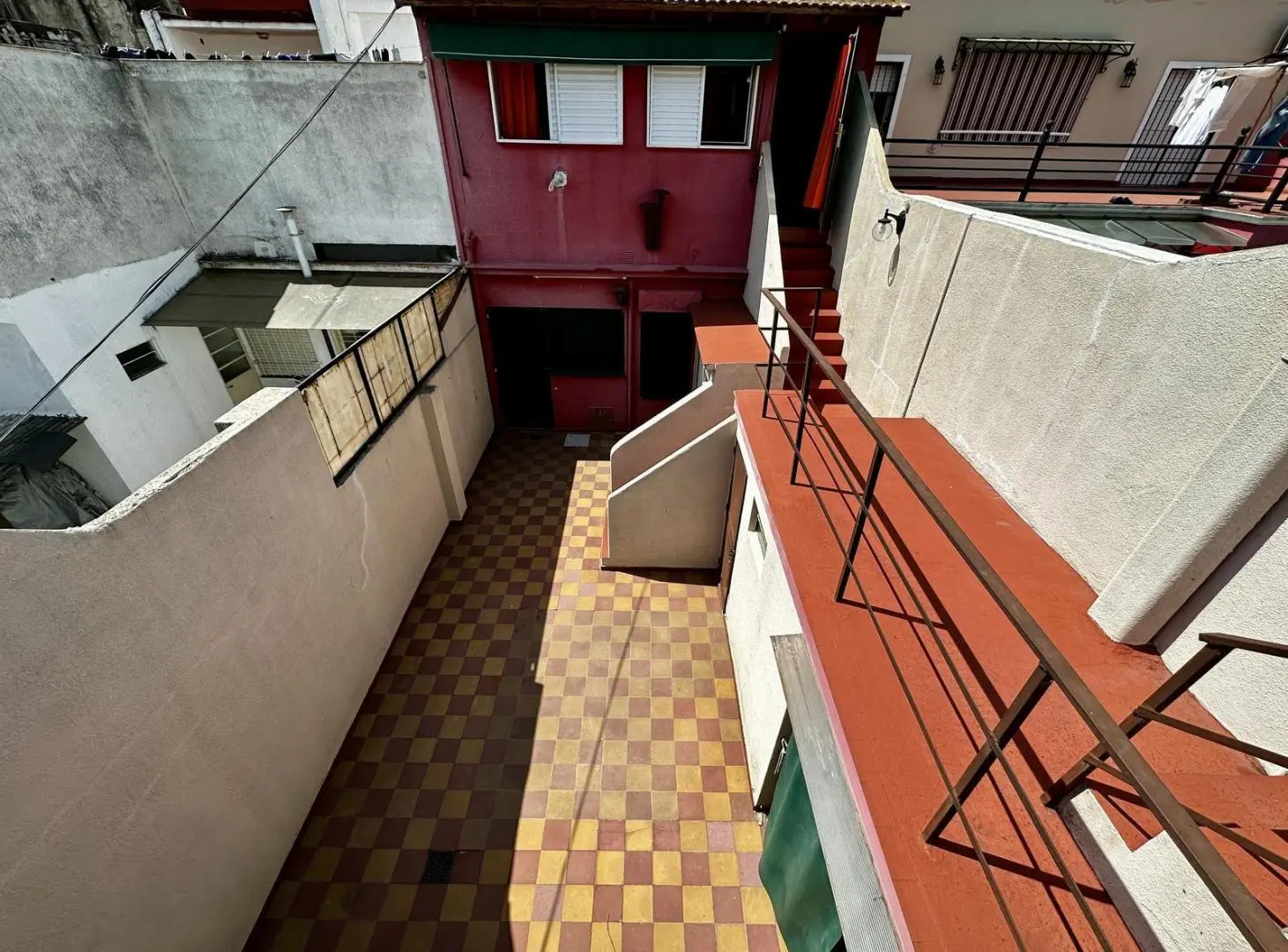 CASA EN VENTA EN BANFIELD - IDEAL 2 FAMILIAS 5