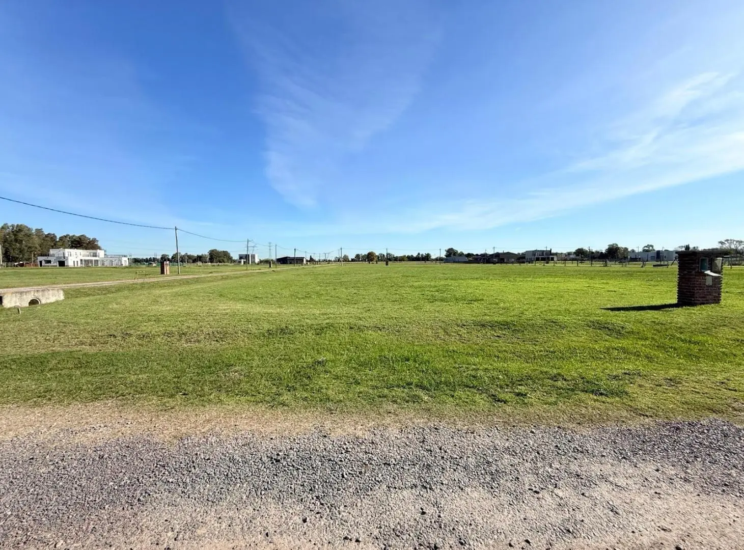 Gran Lote de 1000m² en Barrio Privado–Naturaleza y Seguridad 2