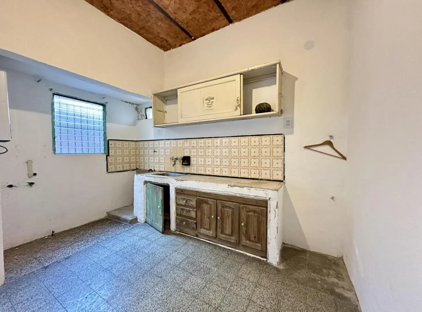 VENTA DEPARTAMENTO PH DE E AMBIENTES EN LANUS 8